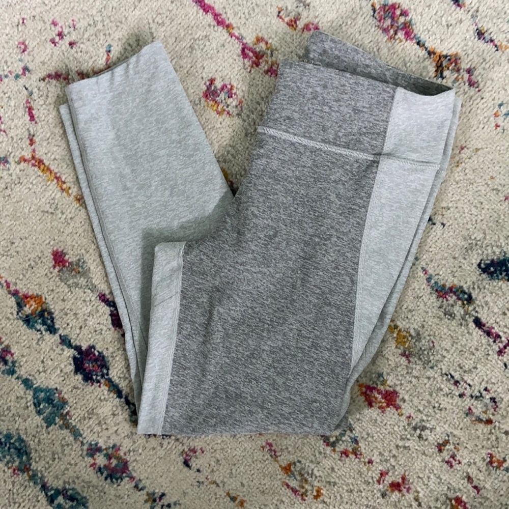 Outdoor Voices 7/8 two tone workout pant